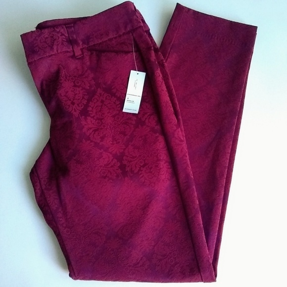 Old Navy Pants - NWT! Old Navy Cranberry Brocade Pixie Pants 4 REG
